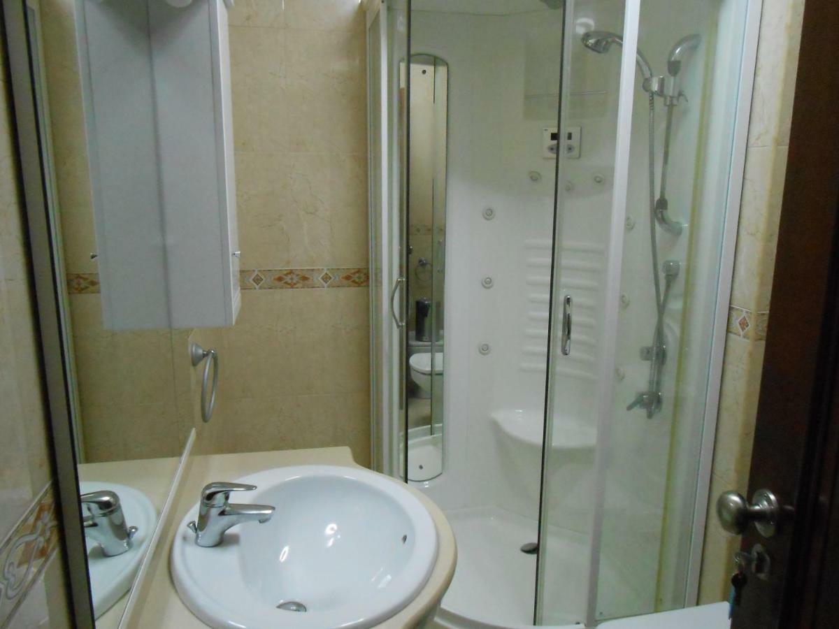 Sinos Rio Tinto Hotel Campainha ภายนอก รูปภาพ